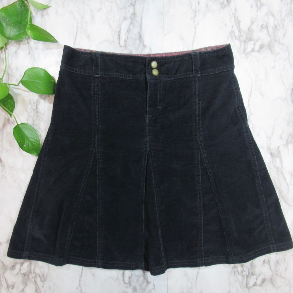 Athleta Whenever Corduroy Skirt (Navy Blue)